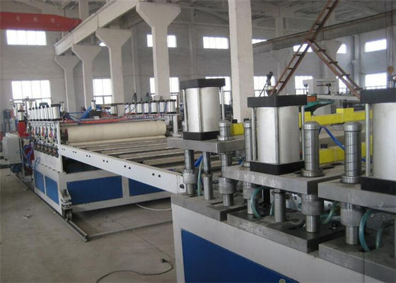 Linha de produção linha da placa do molde da construção de WPC de produção do painel da espuma da crosta do PVC de WPC