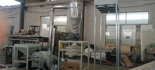 Latest company news about O Pulverizer do PVC foi terminado. Apronte para enviar a Uganda!