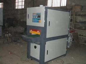 Máquina de escovadela do perfil/placa/placa de WPC, máquina de estratificação quente