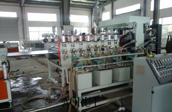 Bom preço. Profissão 380V 1220mm da máquina da placa da espuma do PVC da sala de lavagem on-line