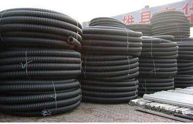 Bom preço. linha plástica de reforço espiral da extrusão da tubulação do carbono do PE de 50-200MM/máquina plástica da extrusão da tubulação on-line
