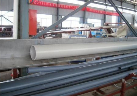 Bom preço. Tubulação do PVC que faz a máquina a linha plástica da extrusão para a tubulação de água do PVC, tubulação plástica que faz máquinas on-line