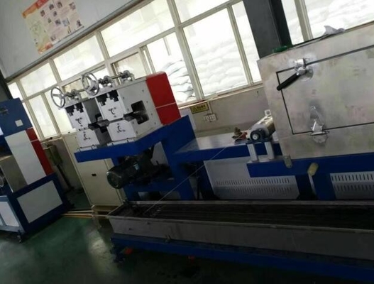50HZ reciclou a faixa da correia do pacote que faz a linha de produção da fita da correia do ANIMAL DE ESTIMAÇÃO dos PP da máquina