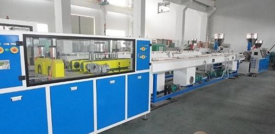 Bom preço. Linha plástica automática CE da extrusão da tubulação do PVC da extrusora de parafuso do gêmeo/ISO9001 on-line