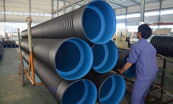 Bom preço. Da parede plástica do dobro do HDPE da máquina da extrusão da resistência térmica linha de produção ondulada da tubulação on-line