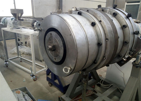 Bom preço. A máquina da extrusão da tubulação do HDPE/LDPE para a irrigação, 2-3 queexpulsam morre extrusora da tubulação on-line