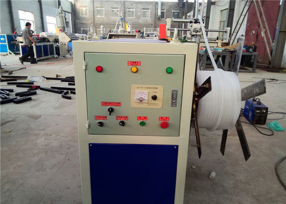 Bom preço. Da extrusora de único parafuso plástica do PE/PPR linha de produção da tubulação de água fresca e quente, tubulação de dreno do Pe que faz a máquina on-line