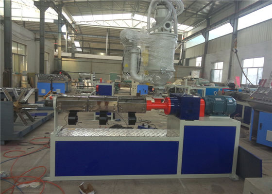 Bom preço. Máquina plástica da extrusão da tubulação do PE, linha de produção da tubulação de água do PE on-line