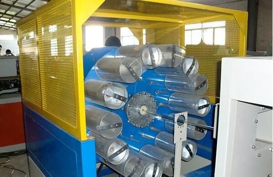 Bom preço. A fibra reforçou o PVC que macio a linha plástica máquina da extrusão da tubulação da extrusora para transporta o gás on-line