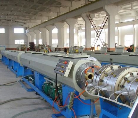 Bom preço. Extrusora de parafuso gêmea da eficiência elevada, tubulação plástica de UPVC CPVC que faz a máquina on-line