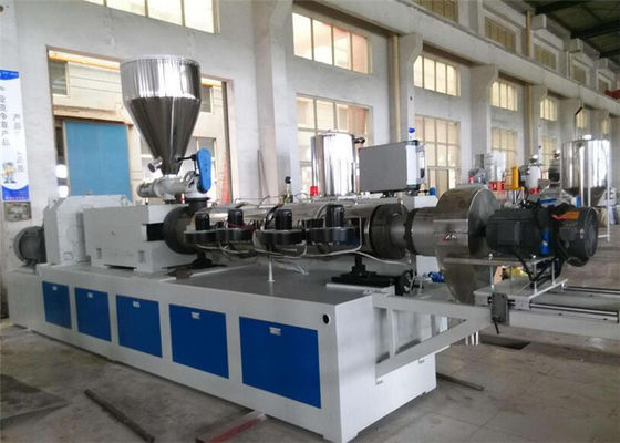 Bom preço. Tubulação dobro do PVC que faz máquinas, linha de produção plástica da tubulação do PVC do parafuso dobro on-line