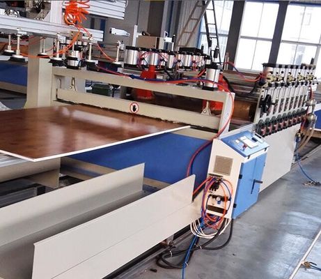 SJSZ80X156 Linha de produção de placas de espuma de PVC Máquina de extrusão de folhas de celuka de alta produção para uso industrial