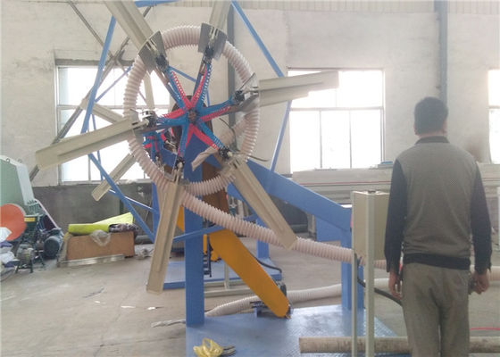 Bom preço. Linha plástica da extrusão da tubulação do estilo novo, linha de produção de reforço espiral da tubulação do carbono do PE para a tubulação on-line