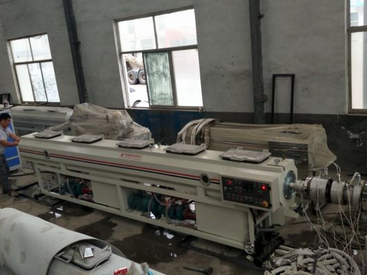 Linha de produção da tubulação de dreno da máquina da extrusão da tubulação do PVC UPVC CPVC/tubulação da água de esgoto