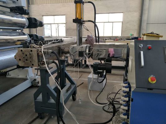Bom preço. Máquina plástica da extrusão da folha do PVC, linha de produção dobro da folha da decoração do Pvc do parafuso on-line