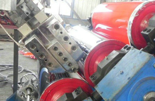 Bom preço. A máquina automática da cartonagem do único parafuso/PP torna ôca a linha da extrusão da folha on-line