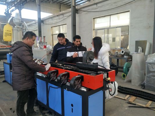 Linha plástica automática máquina ondulada da extrusão da tubulação da única parede do PE de 65KG/H