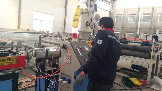 Bom preço. O PE totalmente automático corrugou o inversor 380V 50HZ do equipamento ABB da tubulação on-line