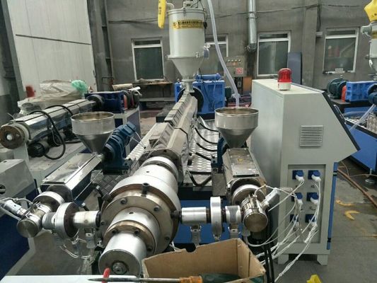 Linha de produção da tubulação do HDPE do inversor de ABB com 0 - velocidade do parafuso 150rpm