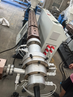 Bom preço. Linha de produção de extrusores de plástico de parafuso único para tubos de gás HDPE PE PP PPR on-line