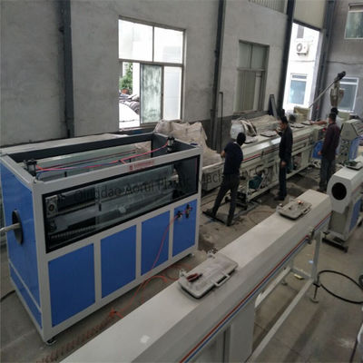 Linha de produção de tubos de PVC de 3 fases 220-380V com dois parafusos