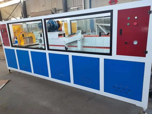 Bom preço. Linha de produção gêmea largura do perfil do parafuso WPC de 180mm on-line