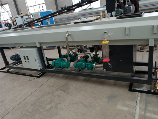 Linha plástica inteligente 90kw da extrusão da tubulação do PLC 300kg/H