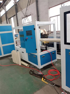 Bom preço. linha da extrusão da tubulação de água do PVC de 20mm a de 110mm com a extrusora de parafuso gêmea on-line