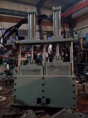 Bom preço. Os grânulo plásticos do corte do laço da água dos PP/PE fazem à máquina, linha reciclada da extrusão da pelota on-line