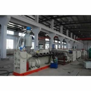 Bom preço. WPC espumou extrusora de parafuso dobro da placa completamente automática para a construção on-line