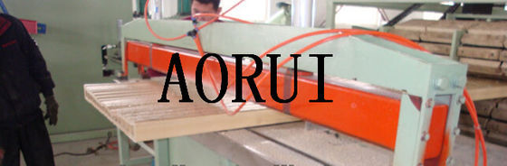 Bom preço. Extrusora de parafuso do gêmeo da placa da porta do PVC da decoração, linha da extrusão do painel da porta de WPC on-line